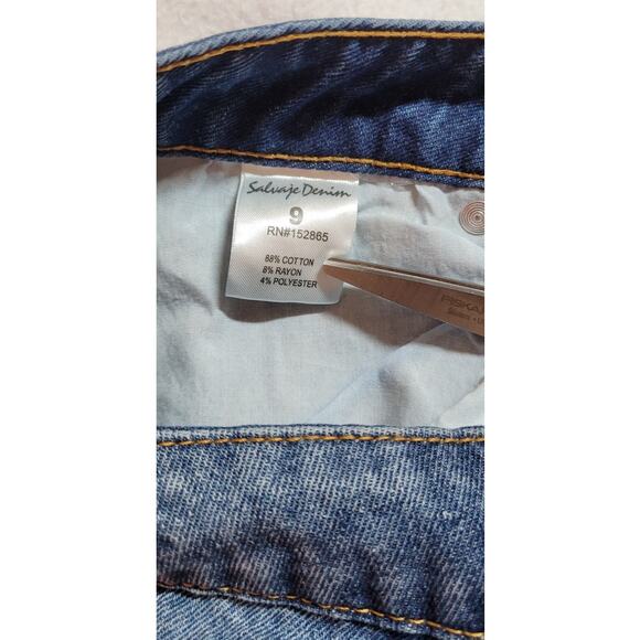 Salvage Denim Juniors Classic Blue Jeans Shorts 9 Modern Fit Distressed Low Rise - Picture 5 of 7